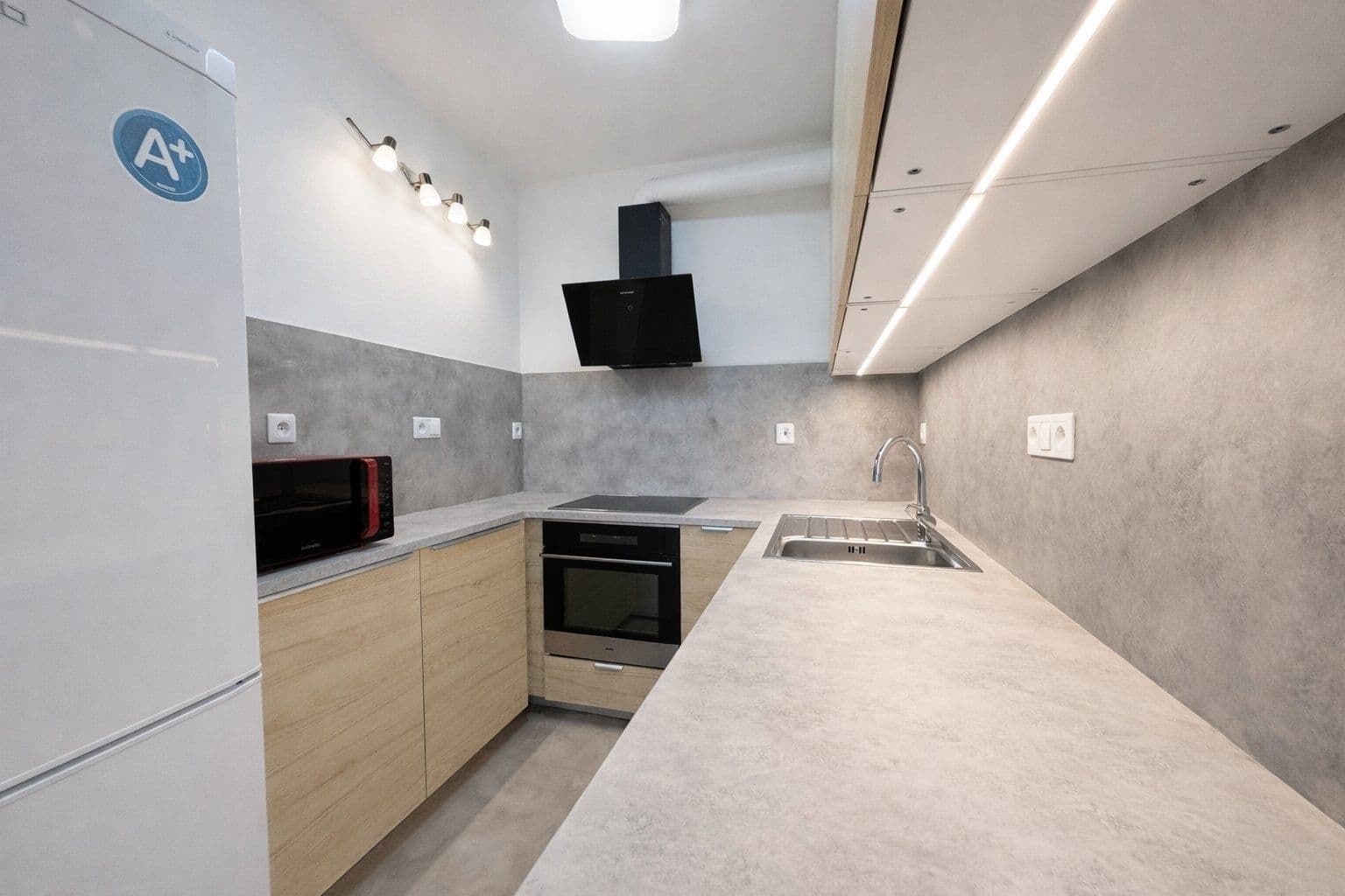 2 bedroom with open-plan kitchen flat to rent, 56 m², Svojšovická, Prague, Prague 2 bedroom with open-plan kitchen flat to rent, 56 m², Svojšovická, Prague, Prague