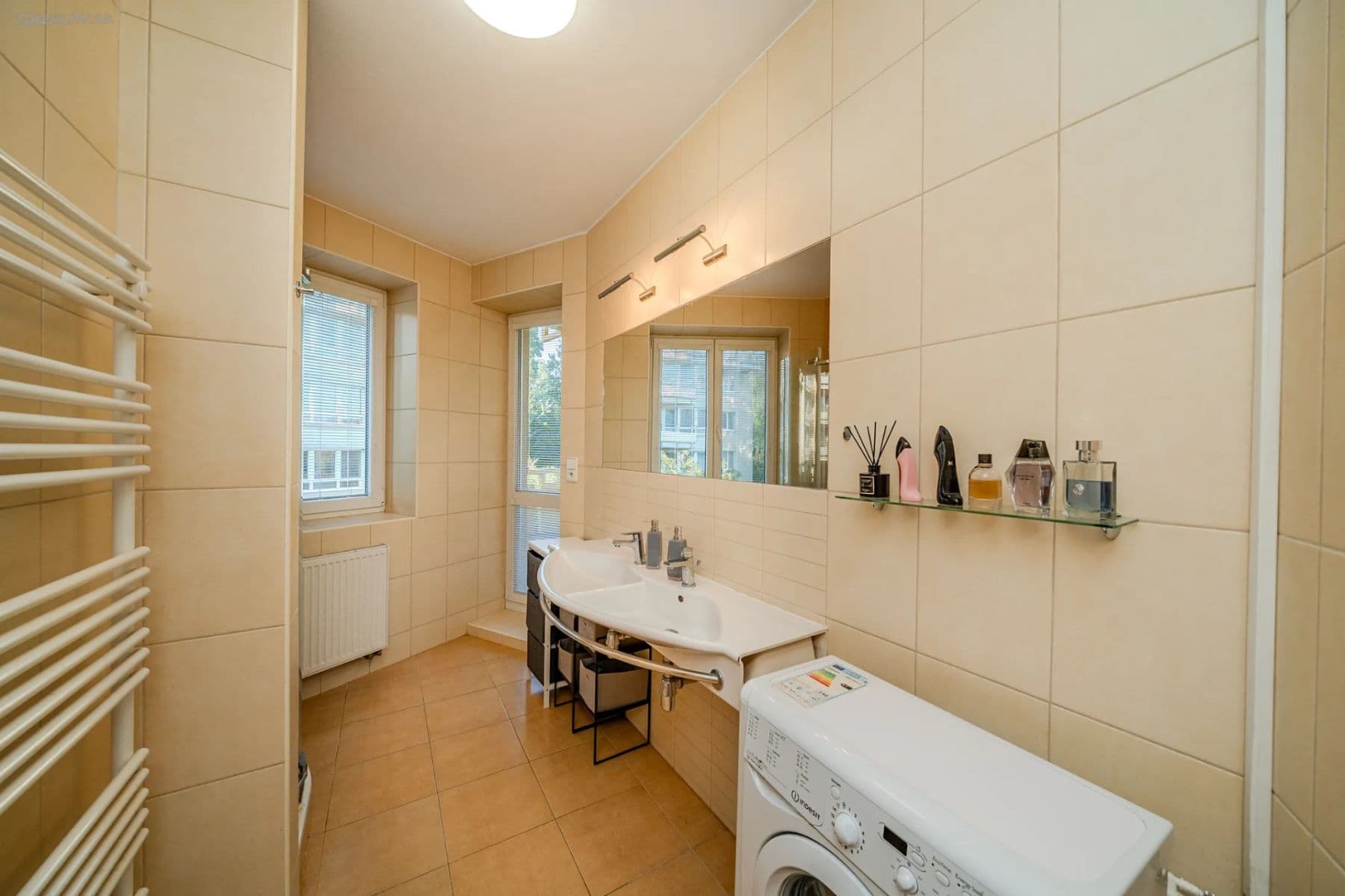 1 bedroom with open-plan kitchen flat to rent, 62 m², Na Vyhlídce, Frýdek-Místek, Moravskoslezský Region 1 bedroom with open-plan kitchen flat to rent, 62 m², Na Vyhlídce, Frýdek-Místek, Moravskoslezský Region