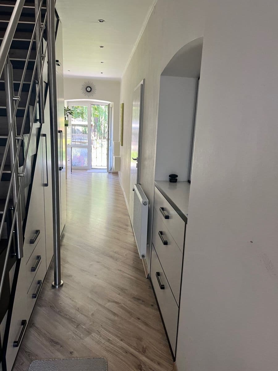 2 bedroom flat to rent, 76 m², Schoellerova, Prague, Prague 2 bedroom flat to rent, 76 m², Schoellerova, Prague, Prague