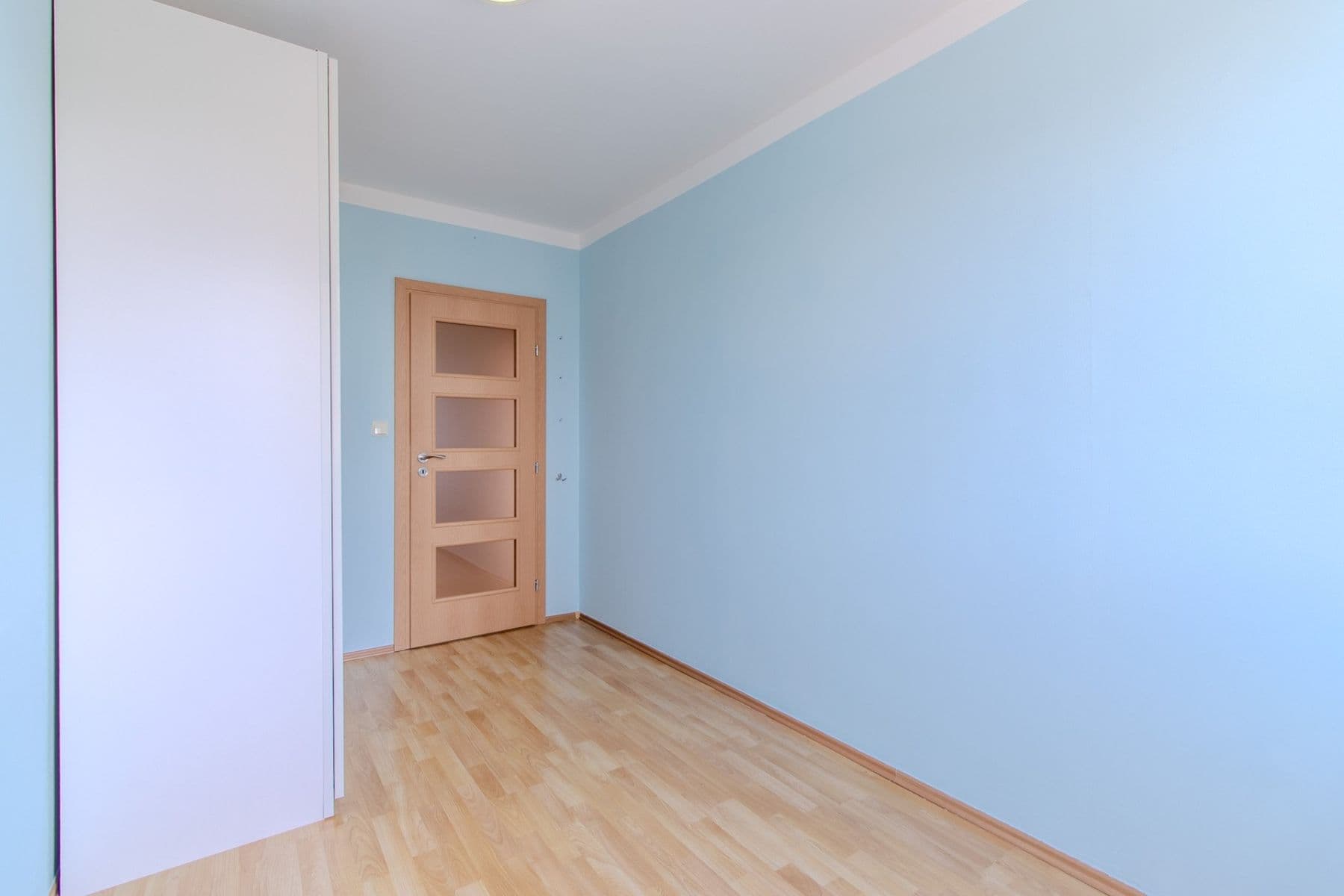 2 bedroom with open-plan kitchen flat to rent, 64 m², Jažlovická, Prague, Prague 2 bedroom with open-plan kitchen flat to rent, 64 m², Jažlovická, Prague, Prague