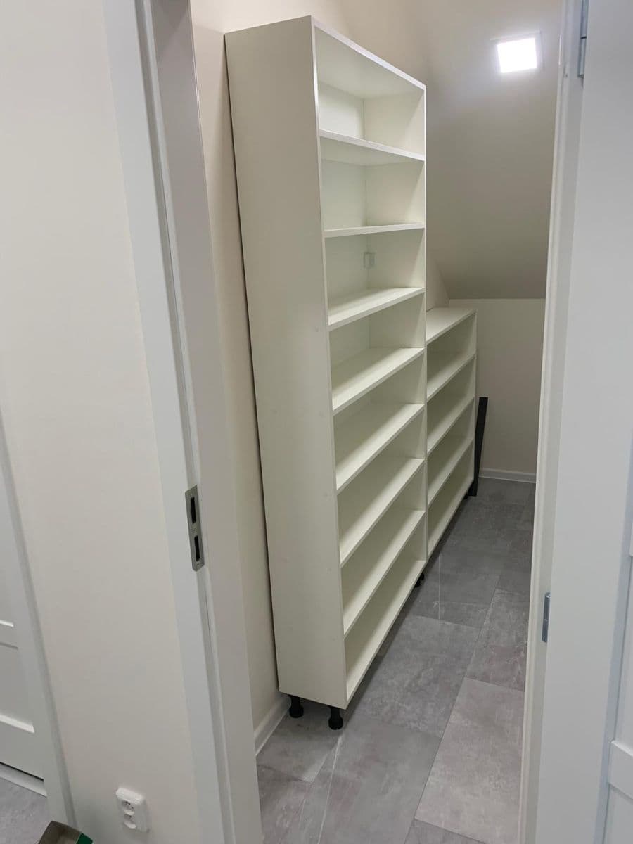 1 bedroom with open-plan kitchen flat to rent, 60 m², Komenského, Kladno, Středočeský Region 1 bedroom with open-plan kitchen flat to rent, 60 m², Komenského, Kladno, Středočeský Region