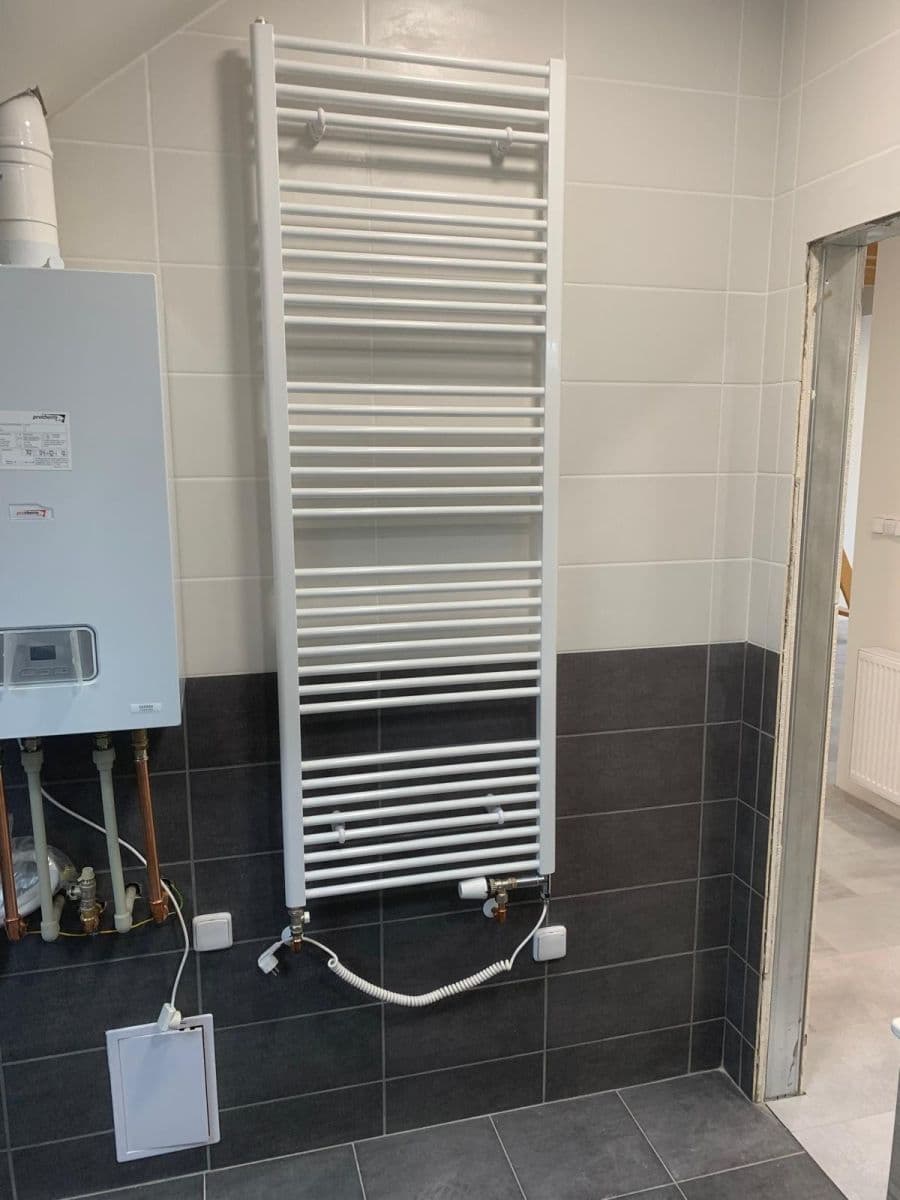 1 bedroom with open-plan kitchen flat to rent, 60 m², Komenského, Kladno, Středočeský Region 1 bedroom with open-plan kitchen flat to rent, 60 m², Komenského, Kladno, Středočeský Region