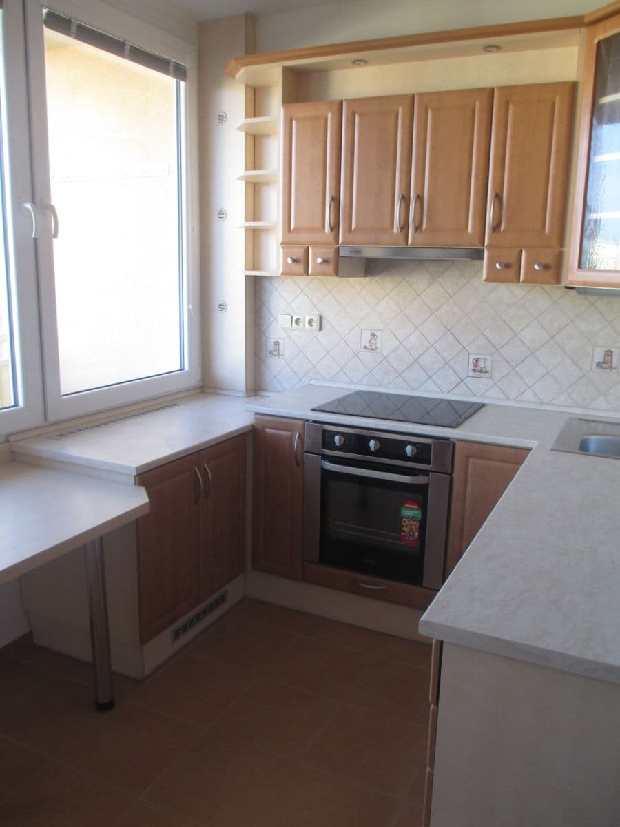 1 bedroom flat to rent, 36 m², Alej 17. listopadu, Roudnice nad Labem, Ústecký Region 1 bedroom flat to rent, 36 m², Alej 17. listopadu, Roudnice nad Labem, Ústecký Region