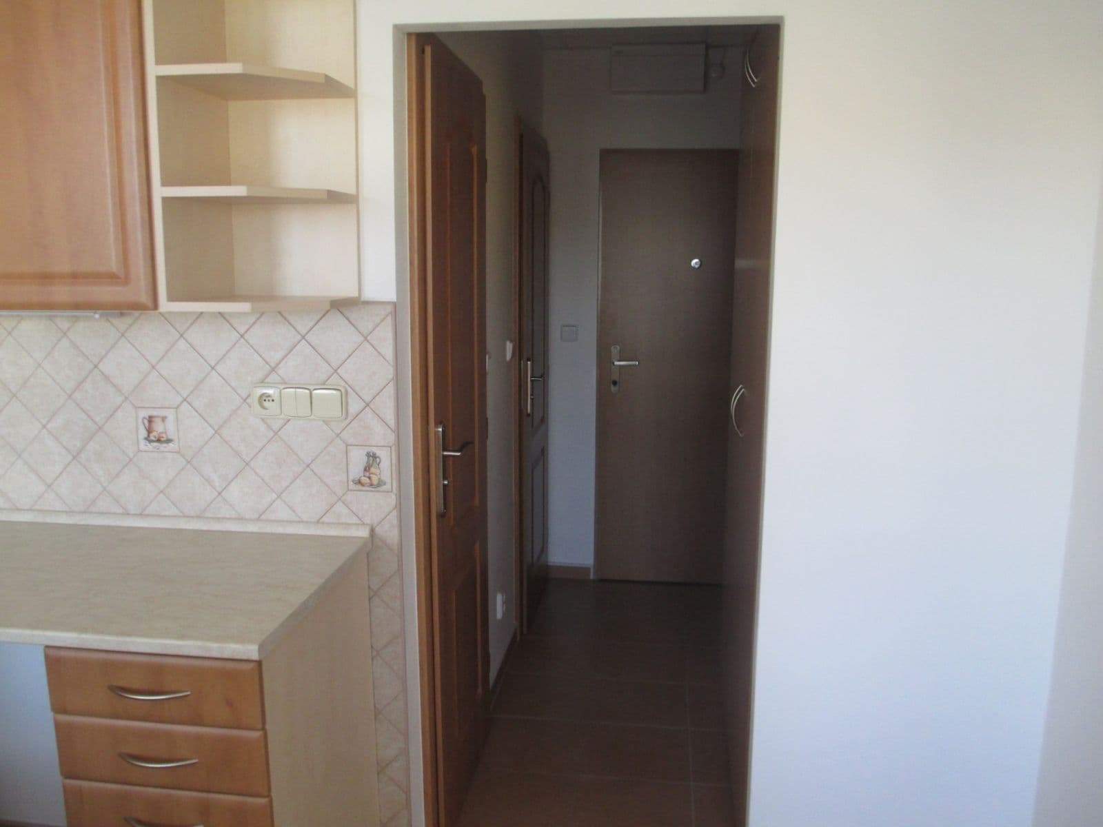 1 bedroom flat to rent, 36 m², Alej 17. listopadu, Roudnice nad Labem, Ústecký Region 1 bedroom flat to rent, 36 m², Alej 17. listopadu, Roudnice nad Labem, Ústecký Region