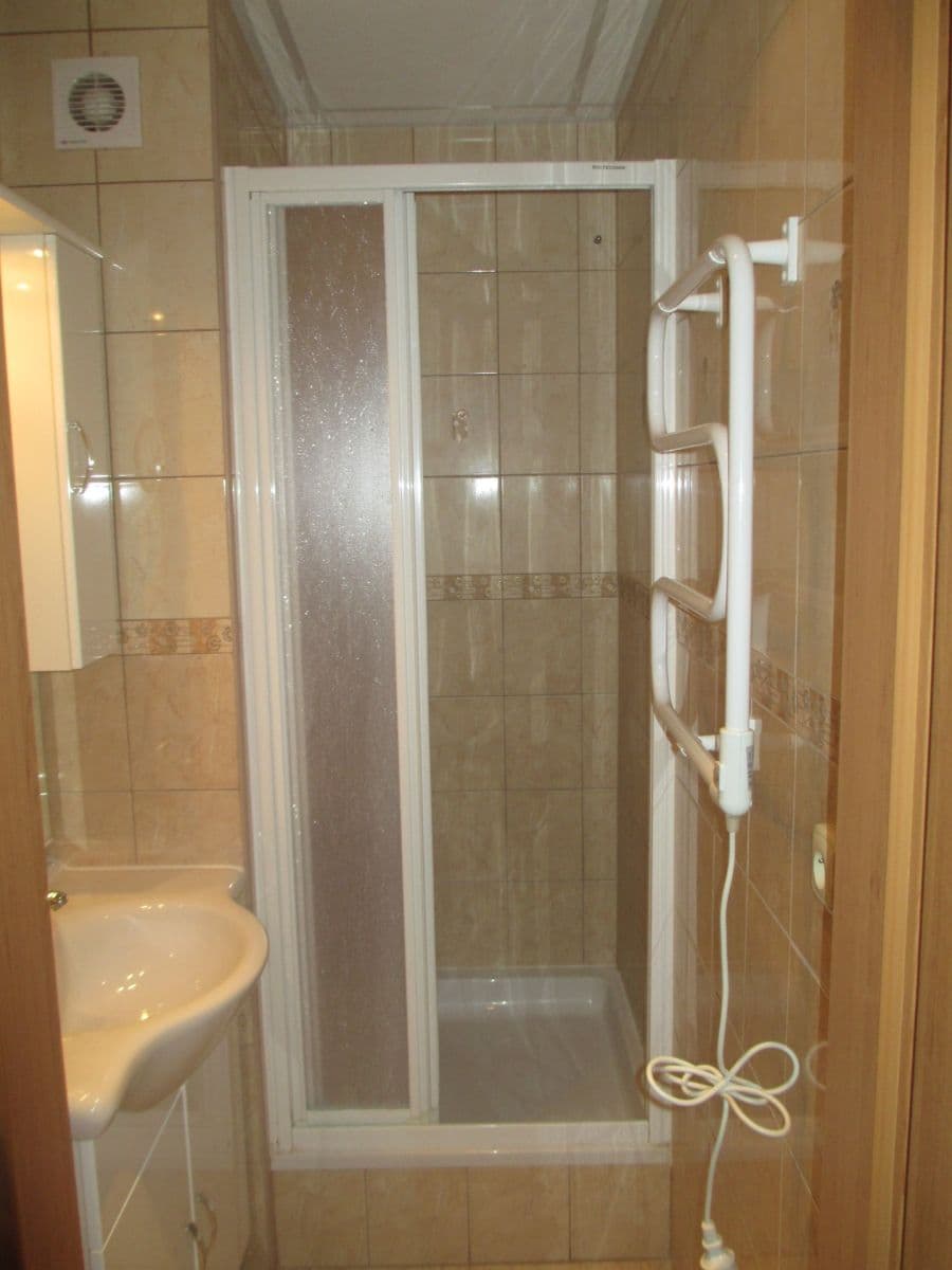 1 bedroom flat to rent, 36 m², Alej 17. listopadu, Roudnice nad Labem, Ústecký Region 1 bedroom flat to rent, 36 m², Alej 17. listopadu, Roudnice nad Labem, Ústecký Region