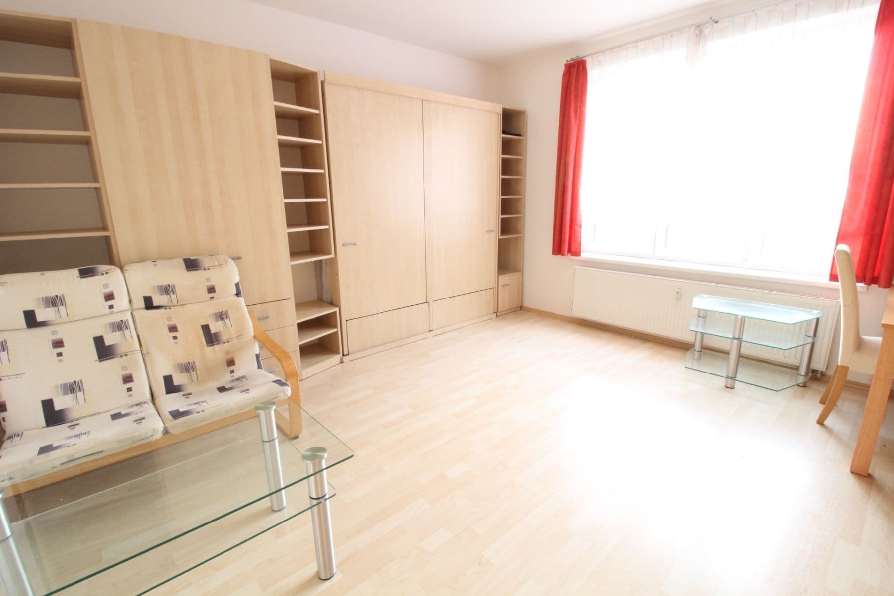 Studio flat to rent, 34 m², Mattioliho, Prague, Prague Studio flat to rent, 34 m², Mattioliho, Prague, Prague