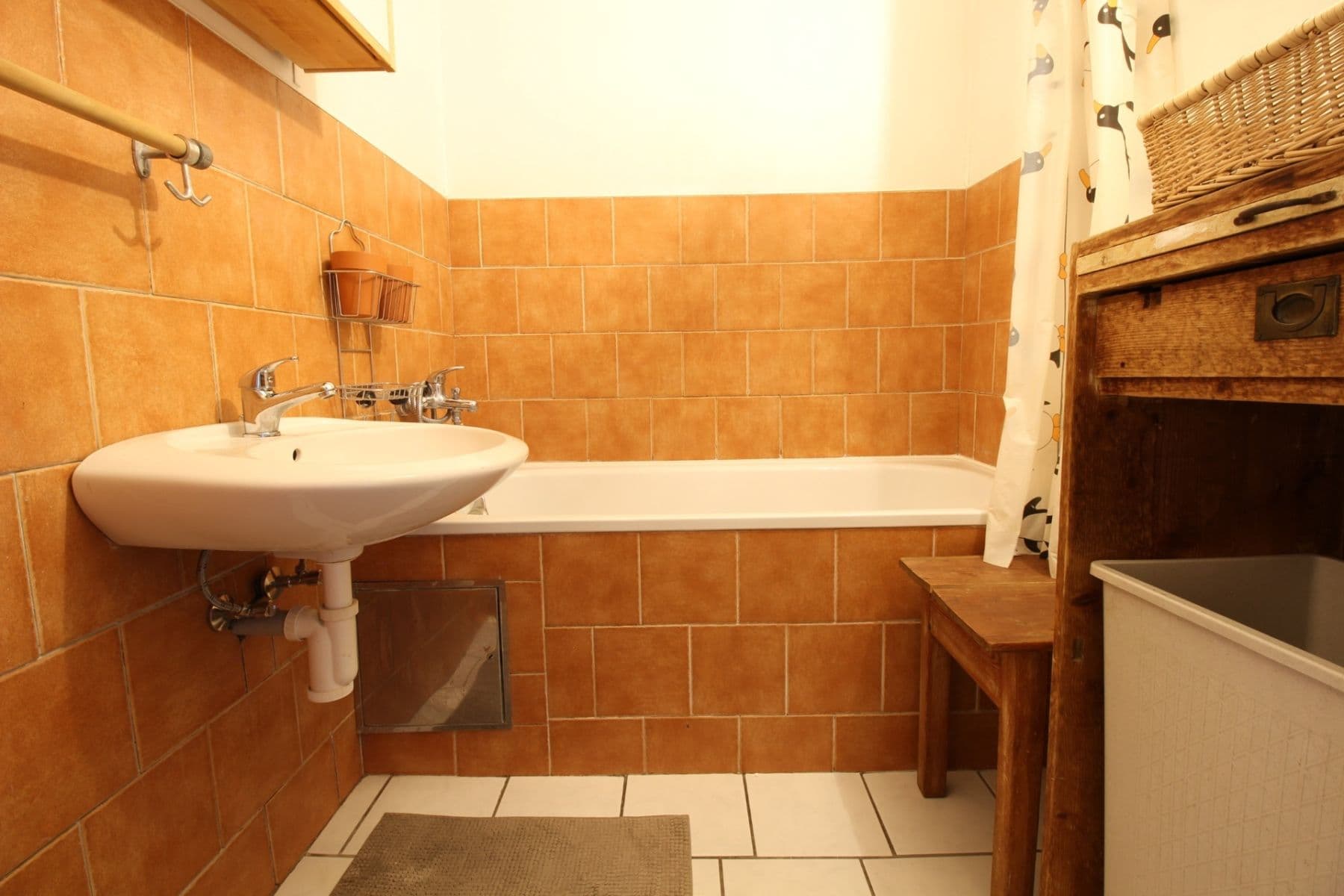 3 bedroom flat to rent, 71 m², Přecechtělova, Prague, Prague 3 bedroom flat to rent, 71 m², Přecechtělova, Prague, Prague