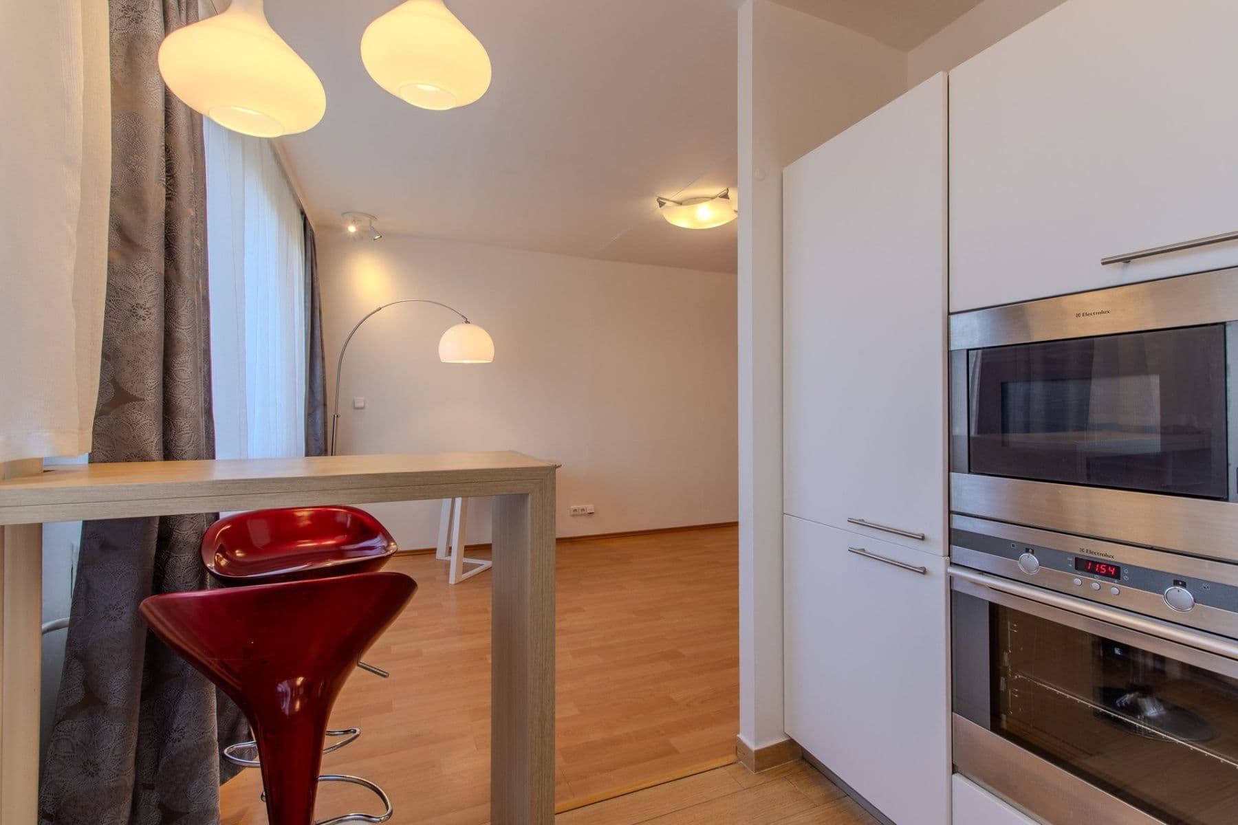 3 bedroom flat to rent, 66 m², Košťálkova, Prague, Prague 3 bedroom flat to rent, 66 m², Košťálkova, Prague, Prague