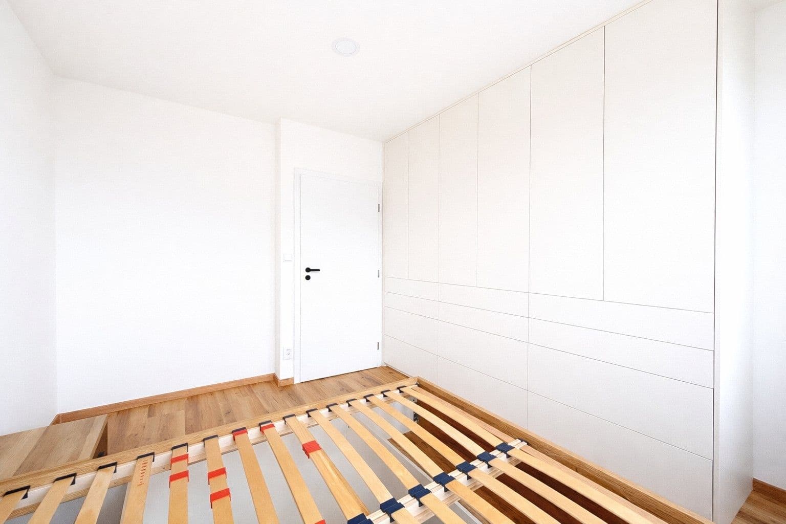 2 bedroom with open-plan kitchen flat to rent, 60 m², Kosmonautů, Mělník, Středočeský Region 2 bedroom with open-plan kitchen flat to rent, 60 m², Kosmonautů, Mělník, Středočeský Region