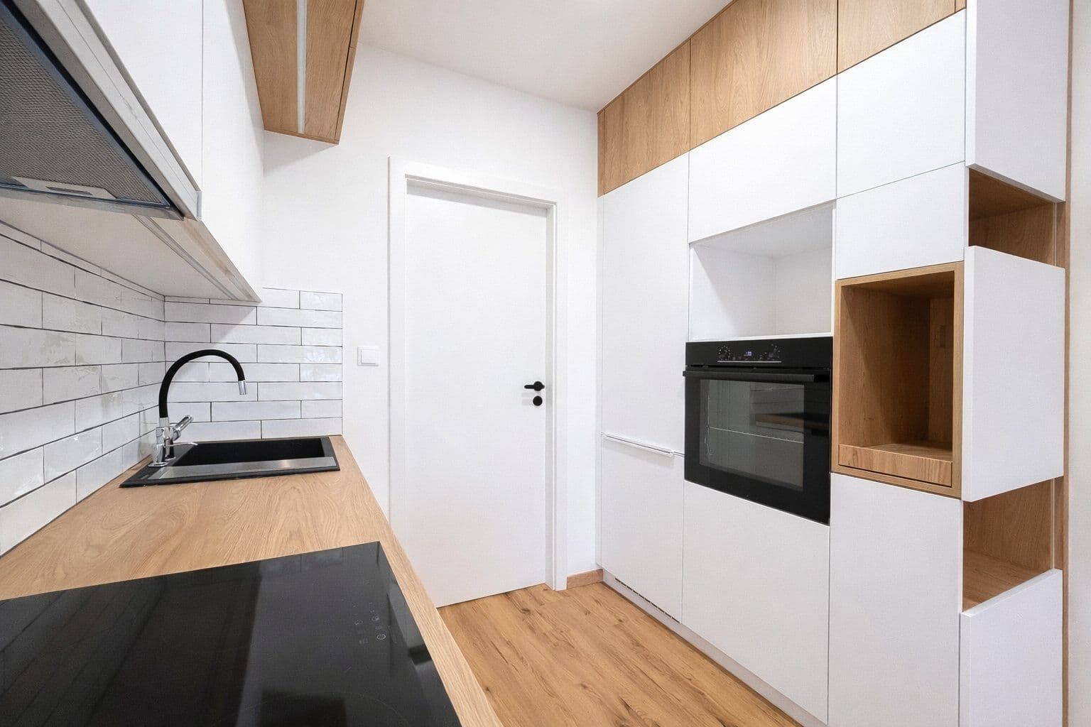 2 bedroom with open-plan kitchen flat to rent, 60 m², Kosmonautů, Mělník, Středočeský Region 2 bedroom with open-plan kitchen flat to rent, 60 m², Kosmonautů, Mělník, Středočeský Region