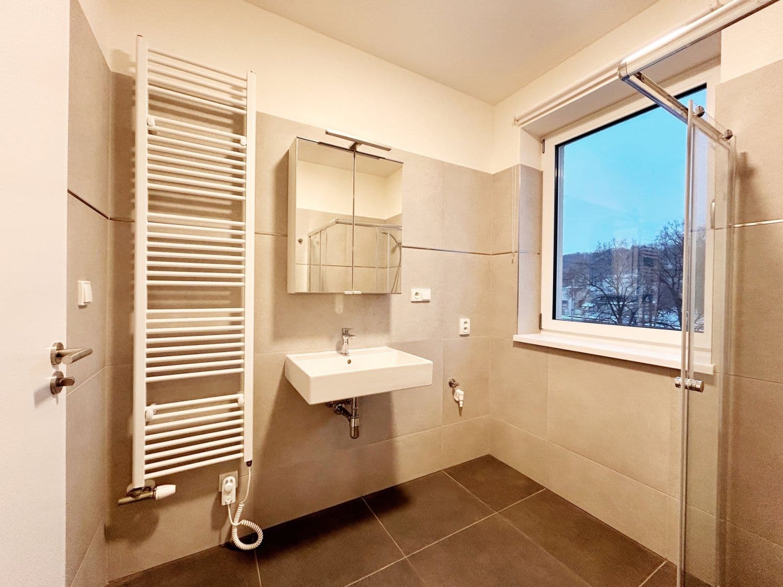 Studio flat to rent, 34 m², S. K. Neumanna, Kralupy nad Vltavou, Středočeský Region Studio flat to rent, 34 m², S. K. Neumanna, Kralupy nad Vltavou, Středočeský Region