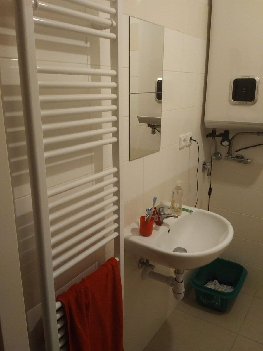 Studio flat to rent, 30 m², U Křížku, Prague, Prague Studio flat to rent, 30 m², U Křížku, Prague, Prague