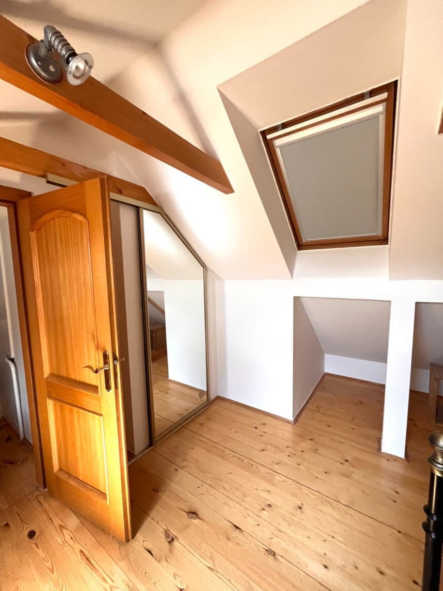 4 bedroom flat to rent, 190 m², Písečná, Cheb, Karlovarský Region 4 bedroom flat to rent, 190 m², Písečná, Cheb, Karlovarský Region