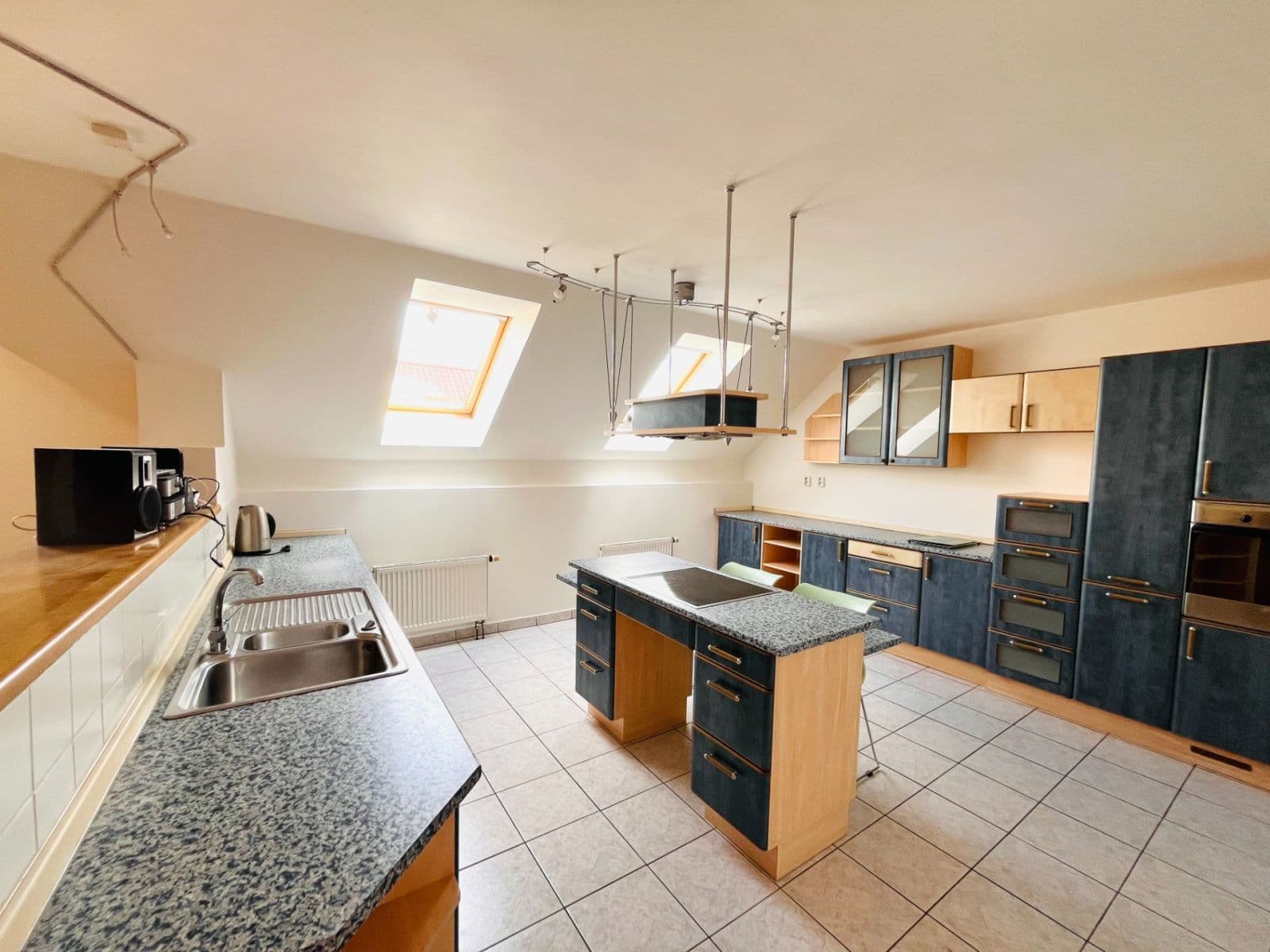 4 bedroom flat to rent, 190 m², Písečná, Cheb, Karlovarský Region 4 bedroom flat to rent, 190 m², Písečná, Cheb, Karlovarský Region