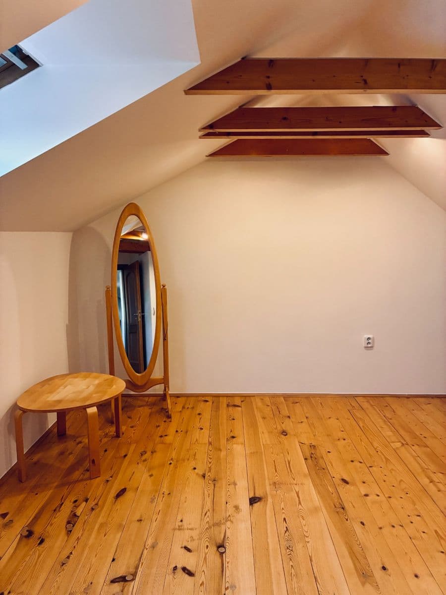 4 bedroom flat to rent, 190 m², Písečná, Cheb, Karlovarský Region 4 bedroom flat to rent, 190 m², Písečná, Cheb, Karlovarský Region