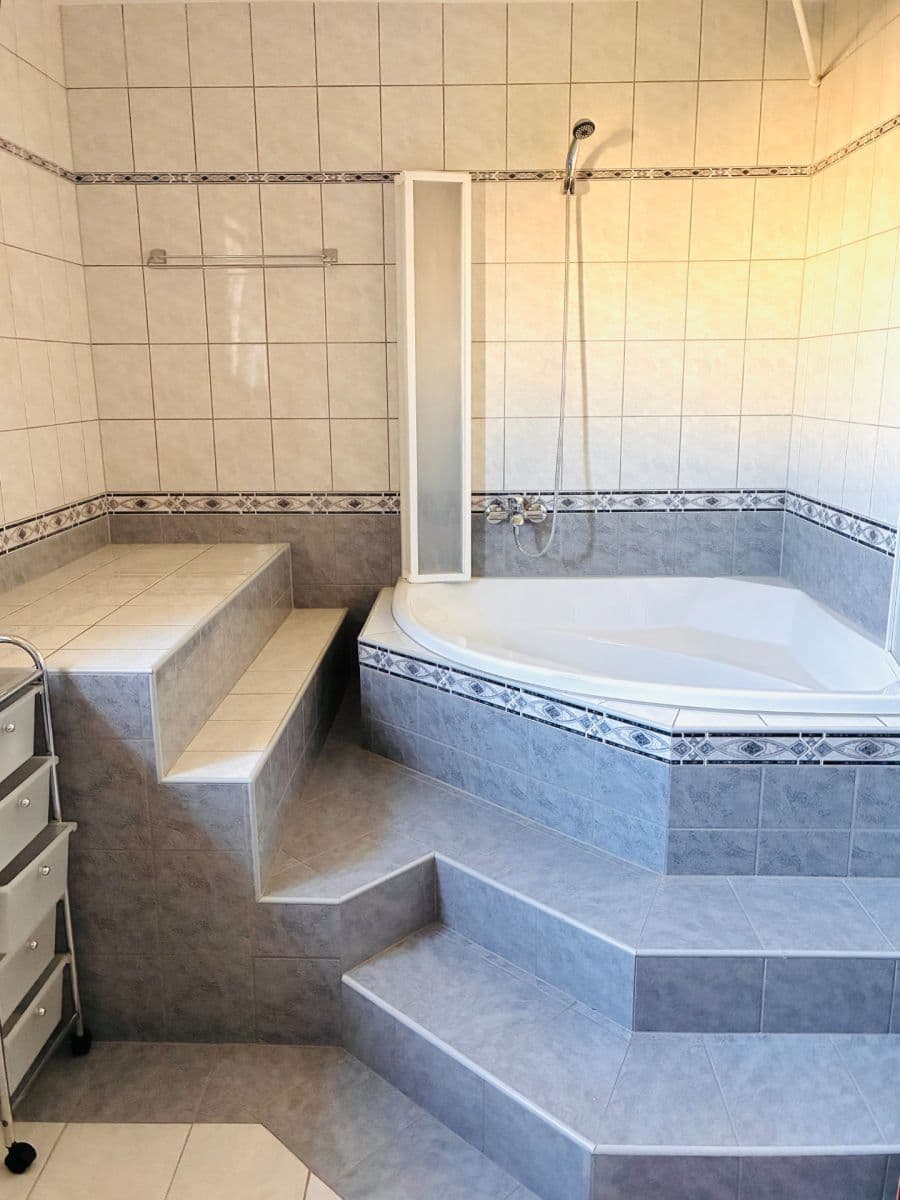 4 bedroom flat to rent, 190 m², Písečná, Cheb, Karlovarský Region 4 bedroom flat to rent, 190 m², Písečná, Cheb, Karlovarský Region