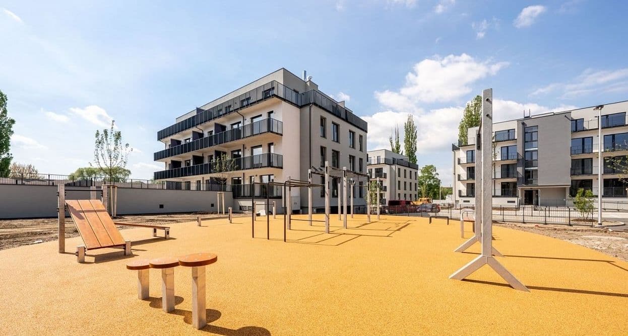 1 bedroom with open-plan kitchen flat to rent, 54 m², Ke křížku, Kladno, Středočeský Region 1 bedroom with open-plan kitchen flat to rent, 54 m², Ke křížku, Kladno, Středočeský Region