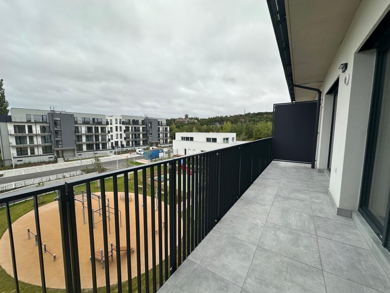 1 bedroom with open-plan kitchen flat to rent, 54 m², Ke křížku, Kladno, Středočeský Region 1 bedroom with open-plan kitchen flat to rent, 54 m², Ke křížku, Kladno, Středočeský Region