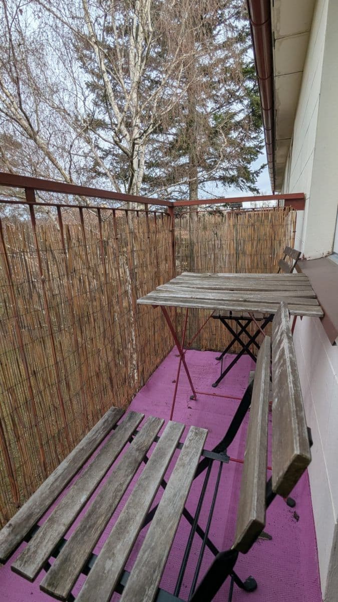 2 bedroom with open-plan kitchen flat to rent, 75 m², Na Šmukýřce, Prague, Prague 2 bedroom with open-plan kitchen flat to rent, 75 m², Na Šmukýřce, Prague, Prague