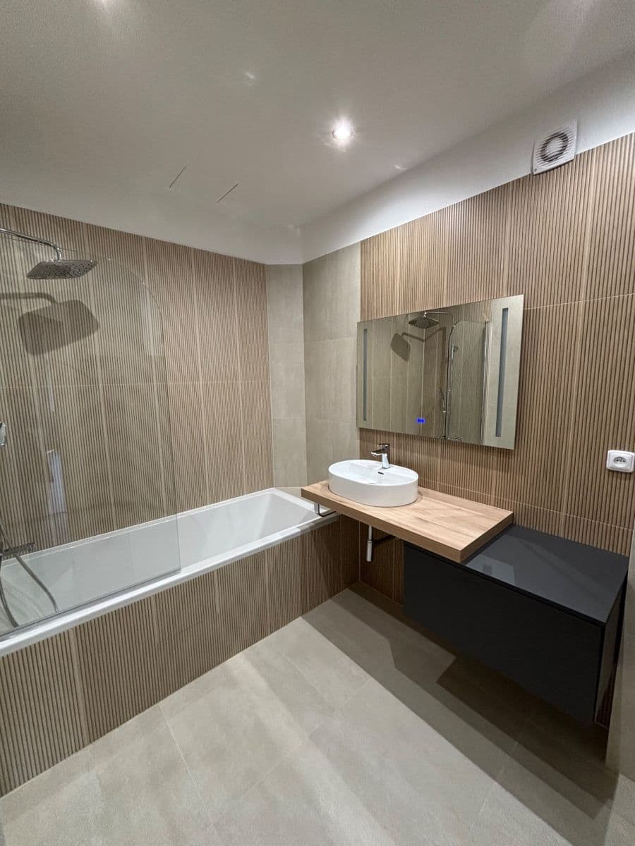 office to rent, 80 m², Dejvická, Prague, Prague office to rent, 80 m², Dejvická, Prague, Prague