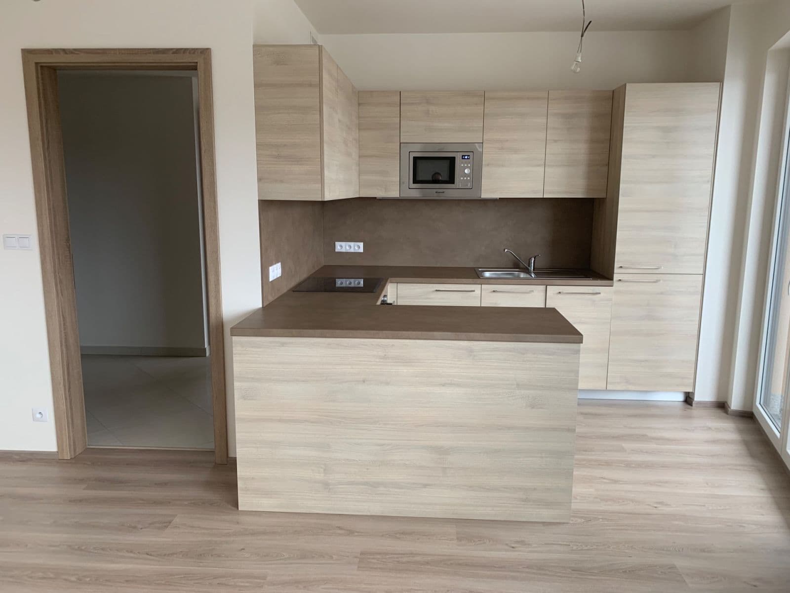 1 bedroom with open-plan kitchen flat to rent, 60 m², Kramperova, Prague, Prague 1 bedroom with open-plan kitchen flat to rent, 60 m², Kramperova, Prague, Prague