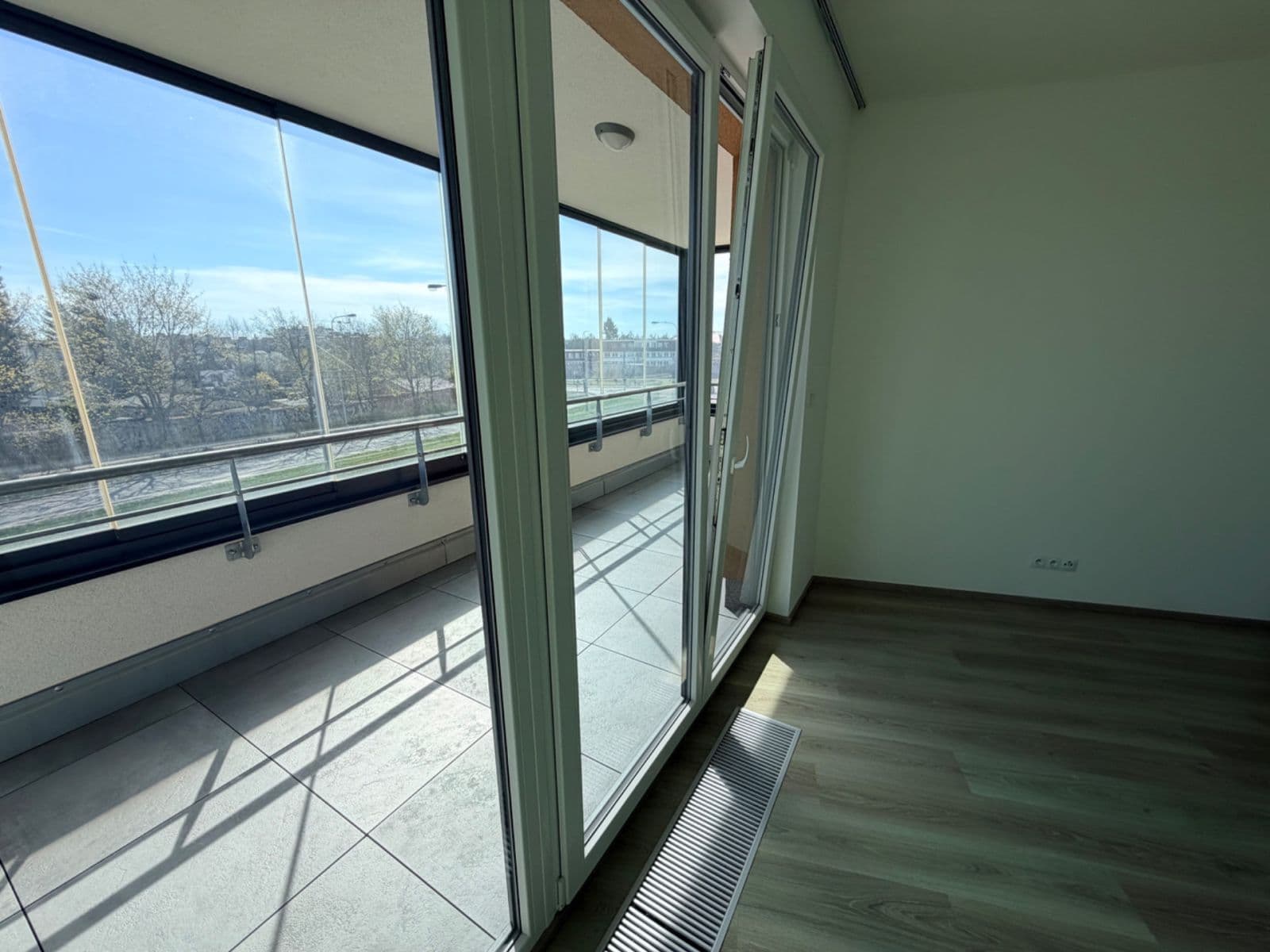 1 bedroom with open-plan kitchen flat to rent, 60 m², Kramperova, Prague, Prague 1 bedroom with open-plan kitchen flat to rent, 60 m², Kramperova, Prague, Prague