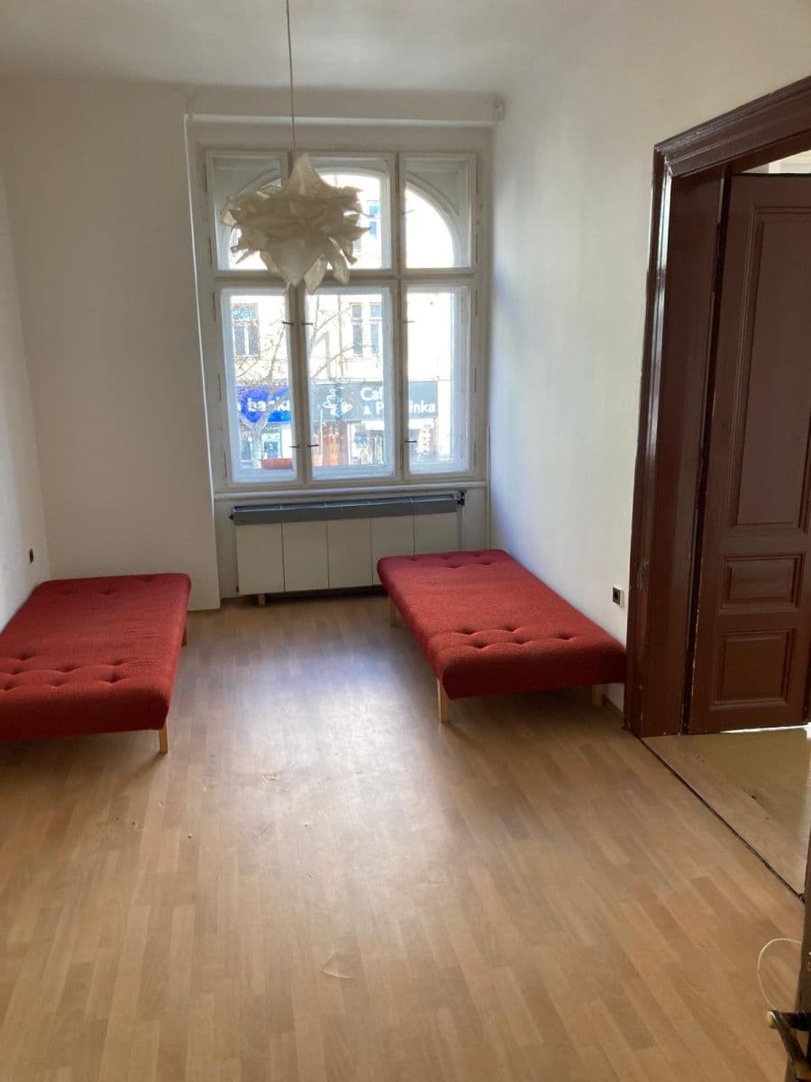 2 bedroom with open-plan kitchen flat to rent, 75 m², Moskevská, Prague, Prague 2 bedroom with open-plan kitchen flat to rent, 75 m², Moskevská, Prague, Prague