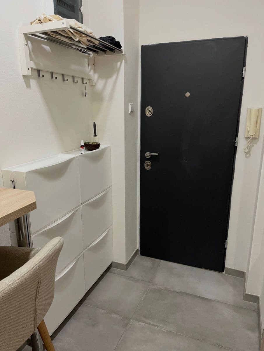 1 bedroom flat to rent, 33 m², Komárovská, Brno, Jihomoravský Region 1 bedroom flat to rent, 33 m², Komárovská, Brno, Jihomoravský Region