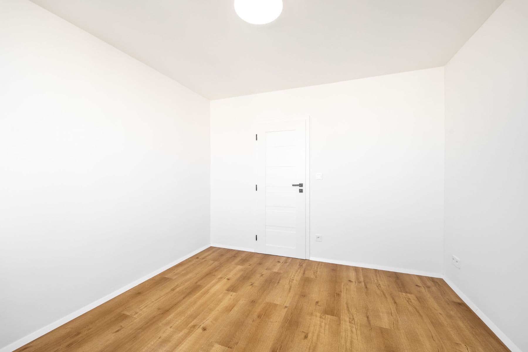 2 bedroom with open-plan kitchen flat for sale, 79 m², Rembrandtova, Prague, Prague 2 bedroom with open-plan kitchen flat for sale, 79 m², Rembrandtova, Prague, Prague