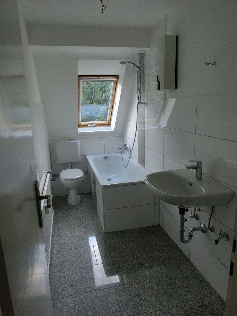 2 bedroom flat to rent, 44 m², Waldthausenstraße 41, Essen, North Rhine-Westphalia 2 bedroom flat to rent, 44 m², Waldthausenstraße 41, Essen, North Rhine-Westphalia