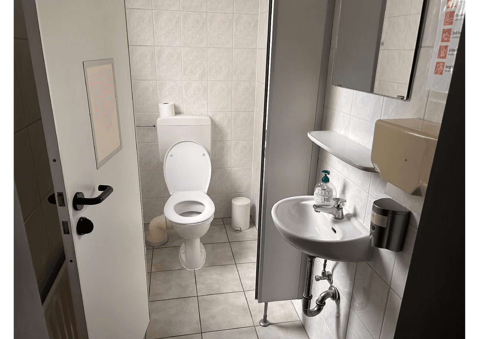 office to rent, 66 m², Mittelstr. 1, Detmold, North Rhine-Westphalia office to rent, 66 m², Mittelstr. 1, Detmold, North Rhine-Westphalia