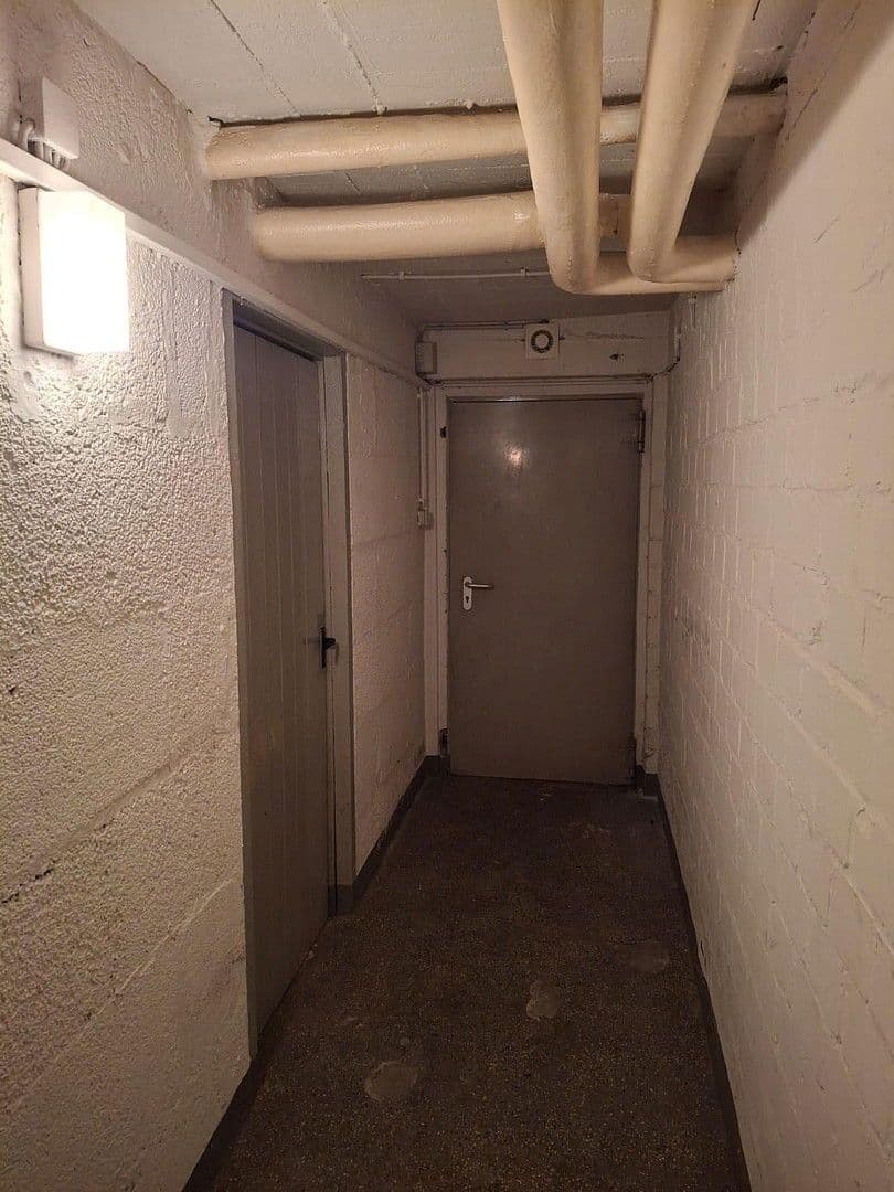 house for sale, 900 m², Kunibertstraße, Hilden, North Rhine-Westphalia house for sale, 900 m², Kunibertstraße, Hilden, North Rhine-Westphalia