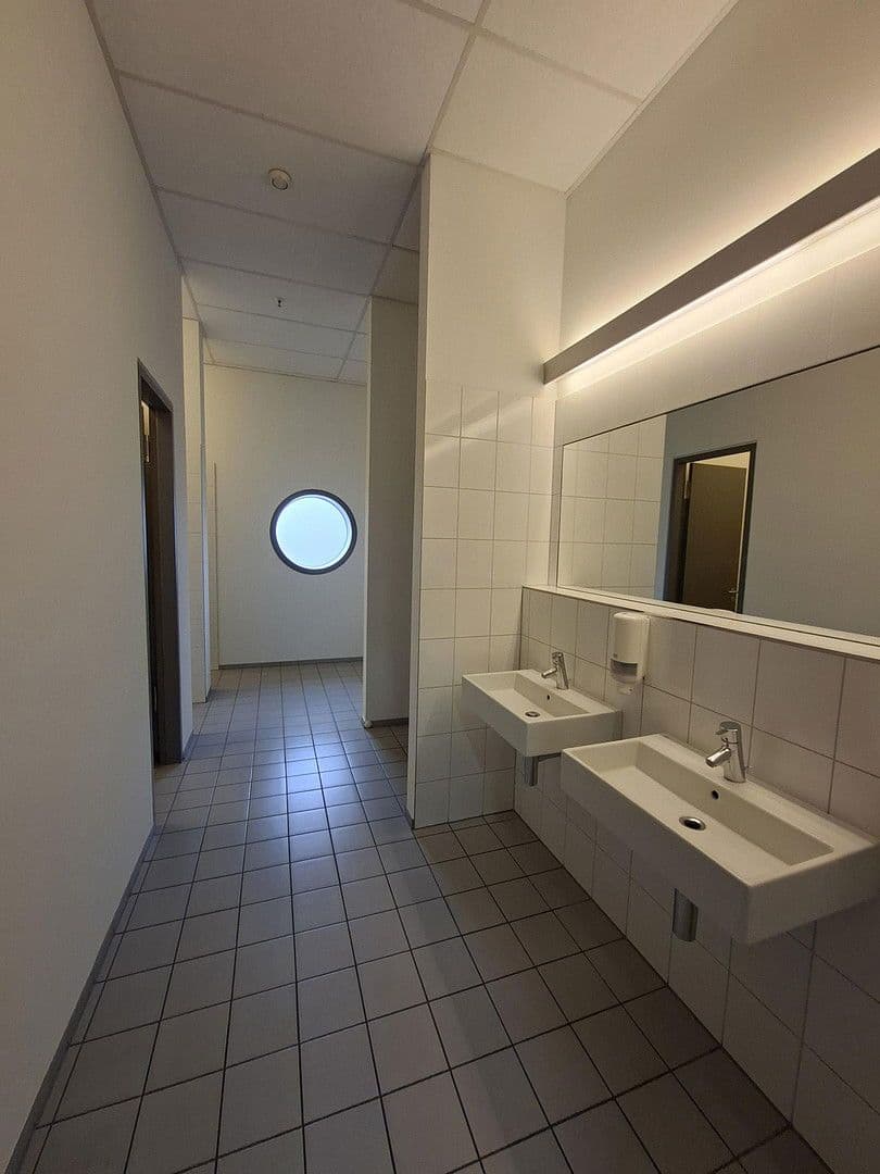 office to rent, 371 m², Weil am Rhein, Baden-Württemberg office to rent, 371 m², Weil am Rhein, Baden-Württemberg