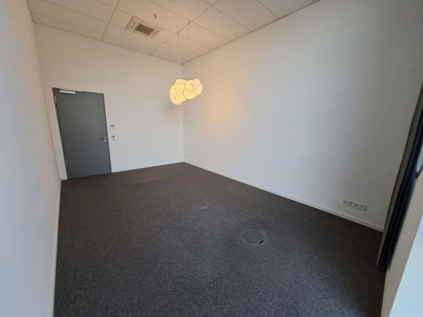 office to rent, 371 m², Weil am Rhein, Baden-Württemberg office to rent, 371 m², Weil am Rhein, Baden-Württemberg