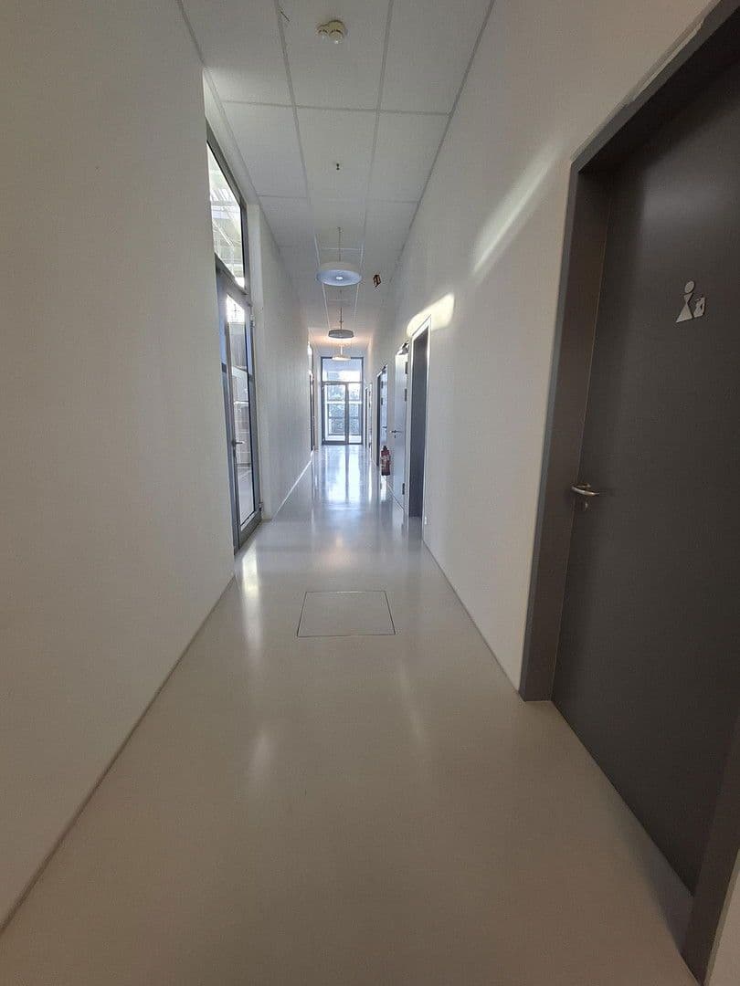 office to rent, 371 m², Weil am Rhein, Baden-Württemberg office to rent, 371 m², Weil am Rhein, Baden-Württemberg