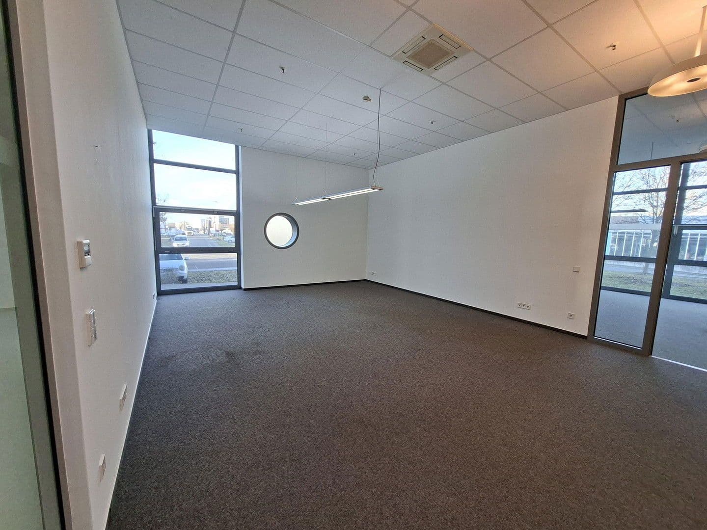 office to rent, 371 m², Weil am Rhein, Baden-Württemberg office to rent, 371 m², Weil am Rhein, Baden-Württemberg