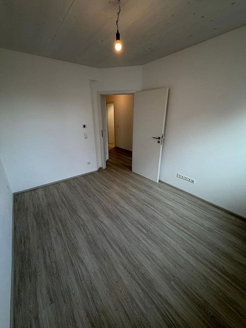 2 bedroom with open-plan kitchen flat for sale, 90 m², Biebesheim am Rhein, Hesse 2 bedroom with open-plan kitchen flat for sale, 90 m², Biebesheim am Rhein, Hesse