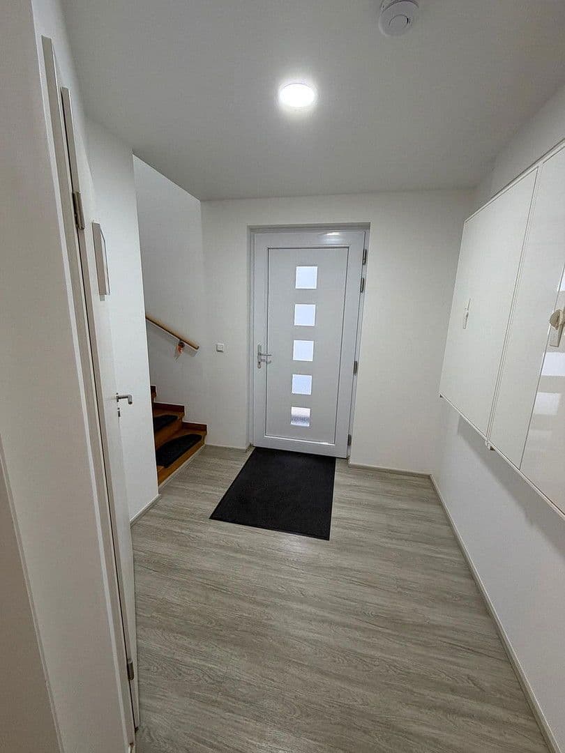 2 bedroom with open-plan kitchen flat for sale, 90 m², Biebesheim am Rhein, Hesse 2 bedroom with open-plan kitchen flat for sale, 90 m², Biebesheim am Rhein, Hesse