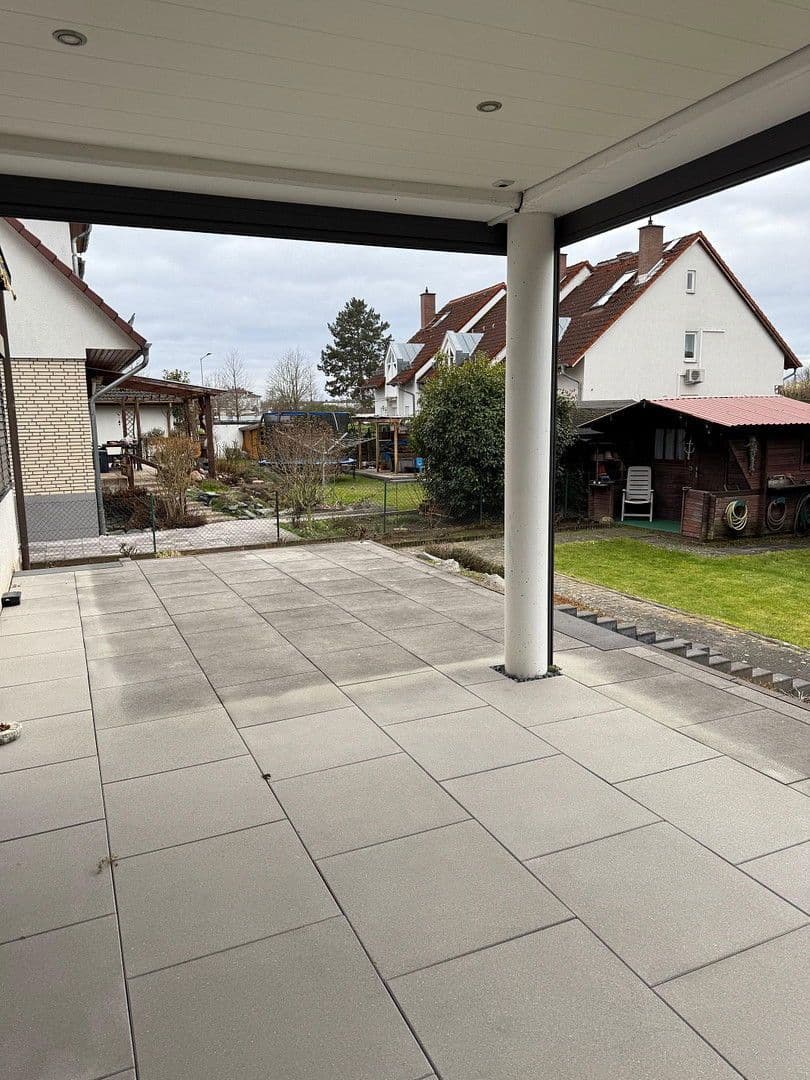 2 bedroom flat to rent, 93 m², Raunheim, Hesse 2 bedroom flat to rent, 93 m², Raunheim, Hesse