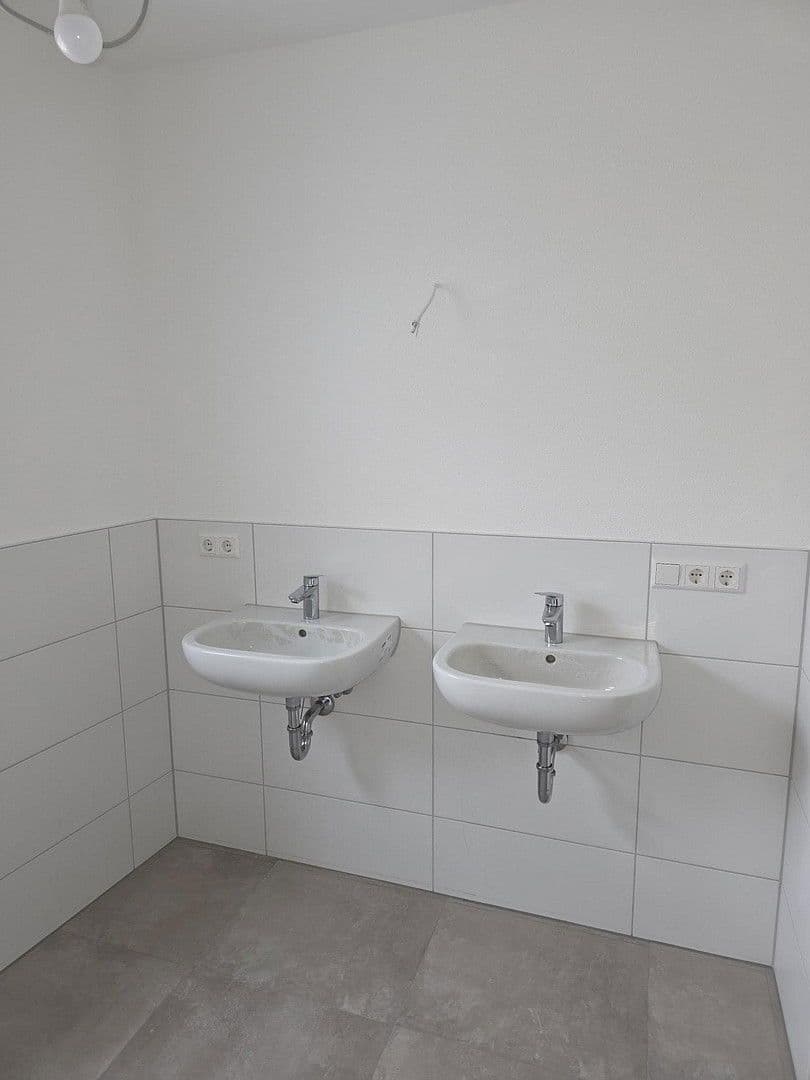 2 bedroom with open-plan kitchen flat to rent, 86 m², Eberstadt, Baden-Württemberg 2 bedroom with open-plan kitchen flat to rent, 86 m², Eberstadt, Baden-Württemberg