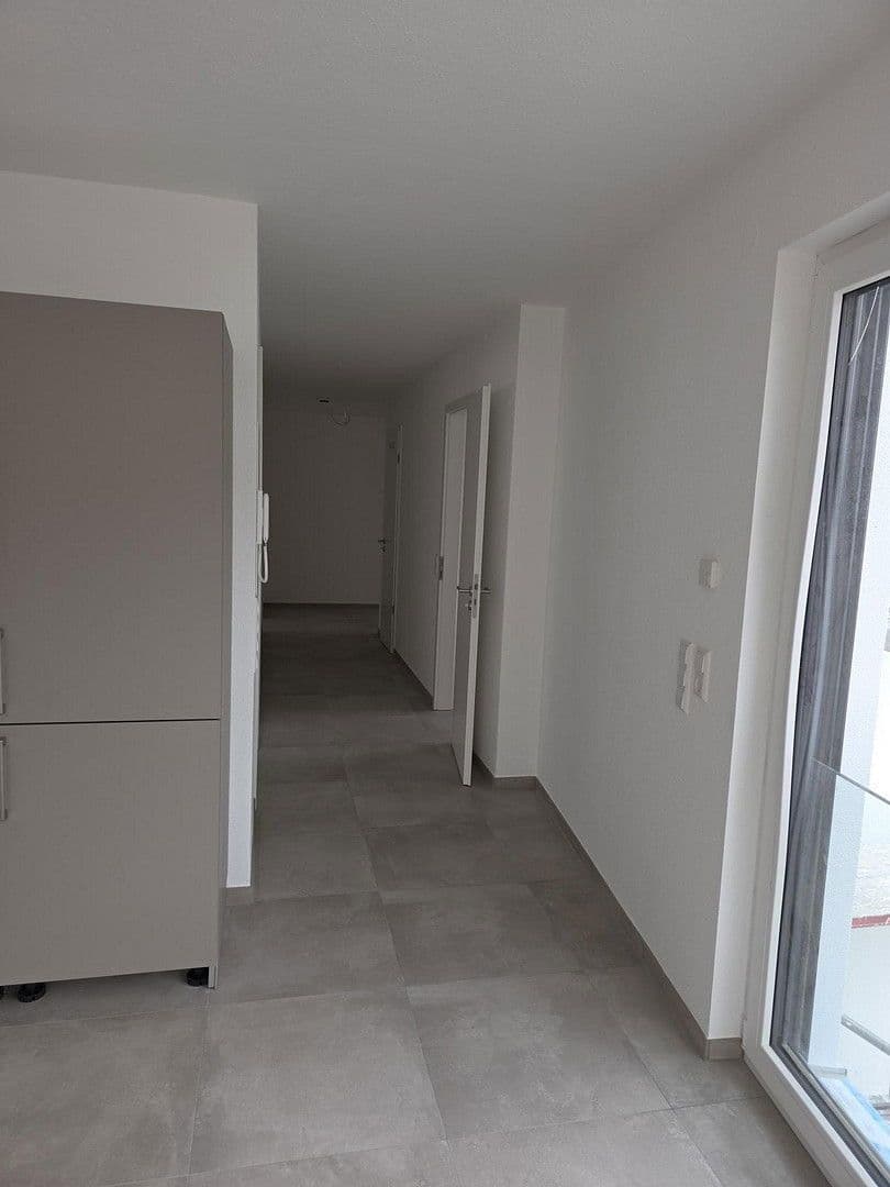 2 bedroom with open-plan kitchen flat to rent, 86 m², Eberstadt, Baden-Württemberg 2 bedroom with open-plan kitchen flat to rent, 86 m², Eberstadt, Baden-Württemberg