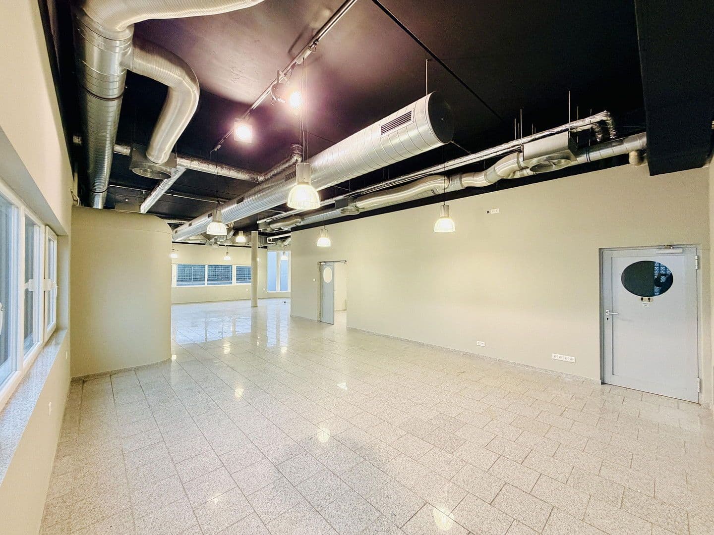 non-residential property to rent, 230 m², Draisstraße 1, Karlsbad, Baden-Württemberg non-residential property to rent, 230 m², Draisstraße 1, Karlsbad, Baden-Württemberg