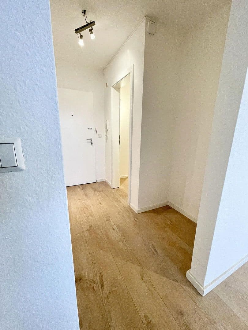 2 bedroom with open-plan kitchen flat to rent, 87 m², Seeäckerstrasse 23, Leonberg, Baden-Württemberg 2 bedroom with open-plan kitchen flat to rent, 87 m², Seeäckerstrasse 23, Leonberg, Baden-Württemberg