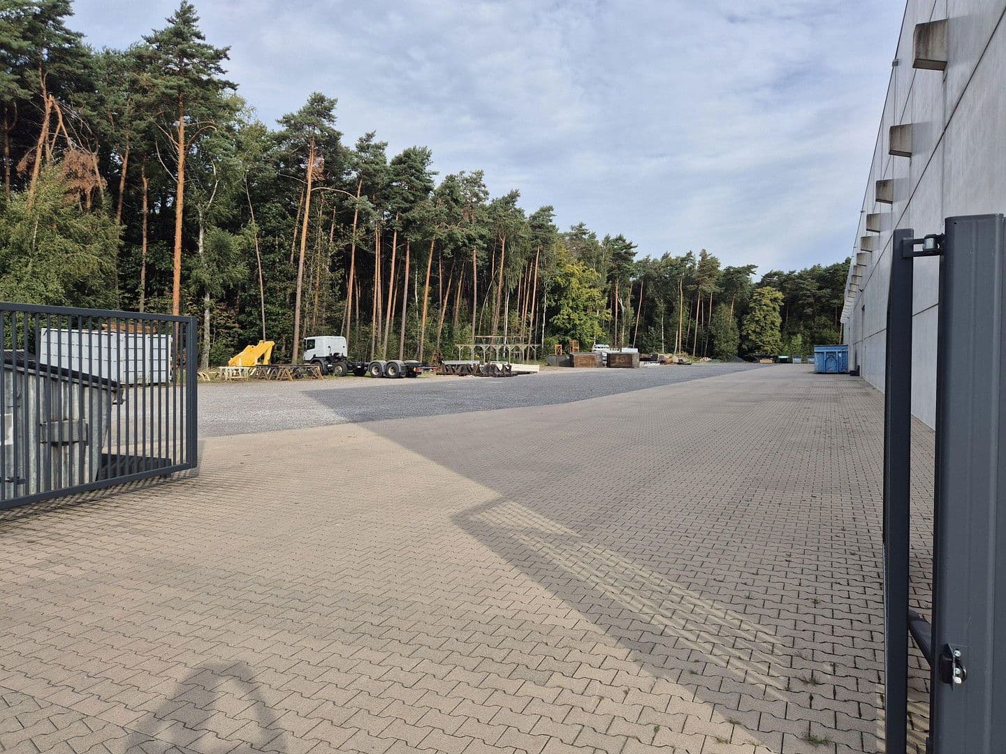 non-residential property to rent, 750 m², Industriestr. 31, Hövelhof, North Rhine-Westphalia non-residential property to rent, 750 m², Industriestr. 31, Hövelhof, North Rhine-Westphalia