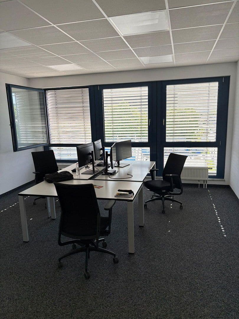 office to rent, 84 m², Berner Str. 71, Frankfurt - Nieder-Eschbach, Hesse office to rent, 84 m², Berner Str. 71, Frankfurt - Nieder-Eschbach, Hesse