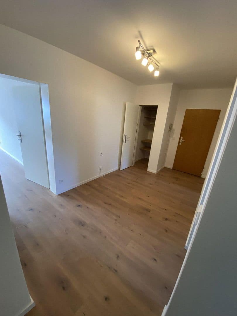 2 bedroom with open-plan kitchen flat to rent, 75 m², Cecilienstr. 3, Moers, North Rhine-Westphalia 2 bedroom with open-plan kitchen flat to rent, 75 m², Cecilienstr. 3, Moers, North Rhine-Westphalia