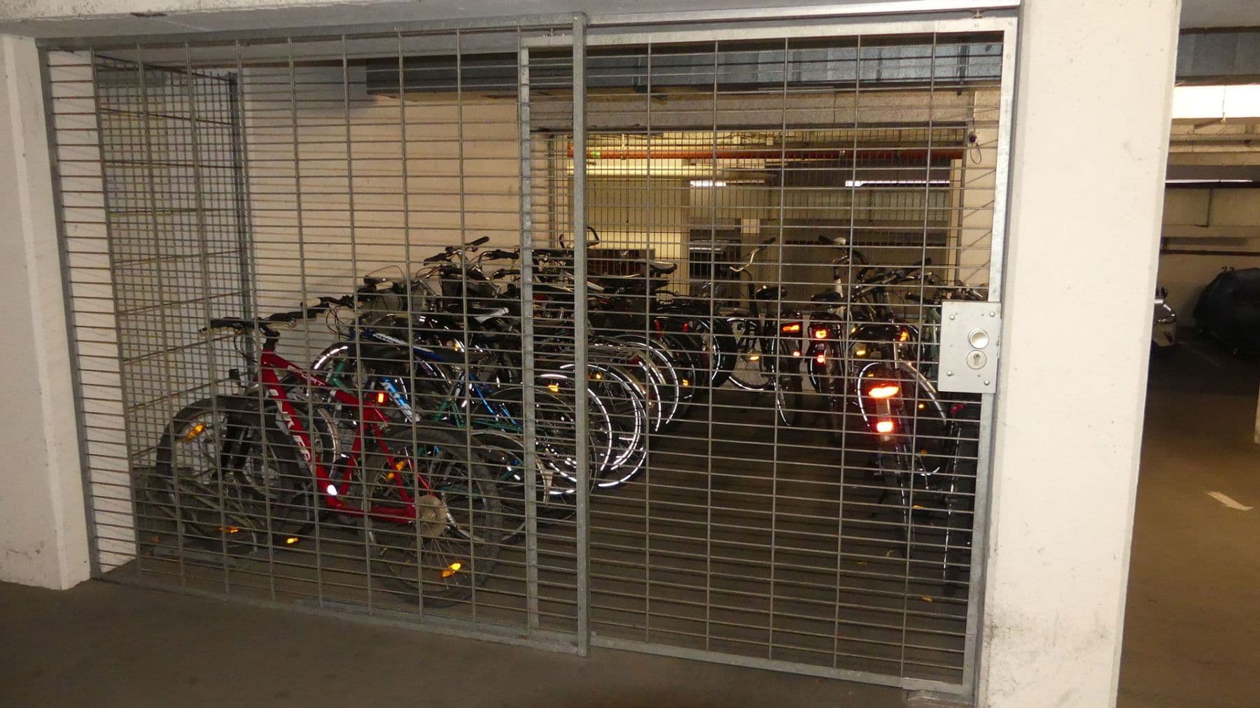 1 bedroom with open-plan kitchen flat to rent, 80 m², Frickestraße 2-4, Leipzig, Saxony 1 bedroom with open-plan kitchen flat to rent, 80 m², Frickestraße 2-4, Leipzig, Saxony