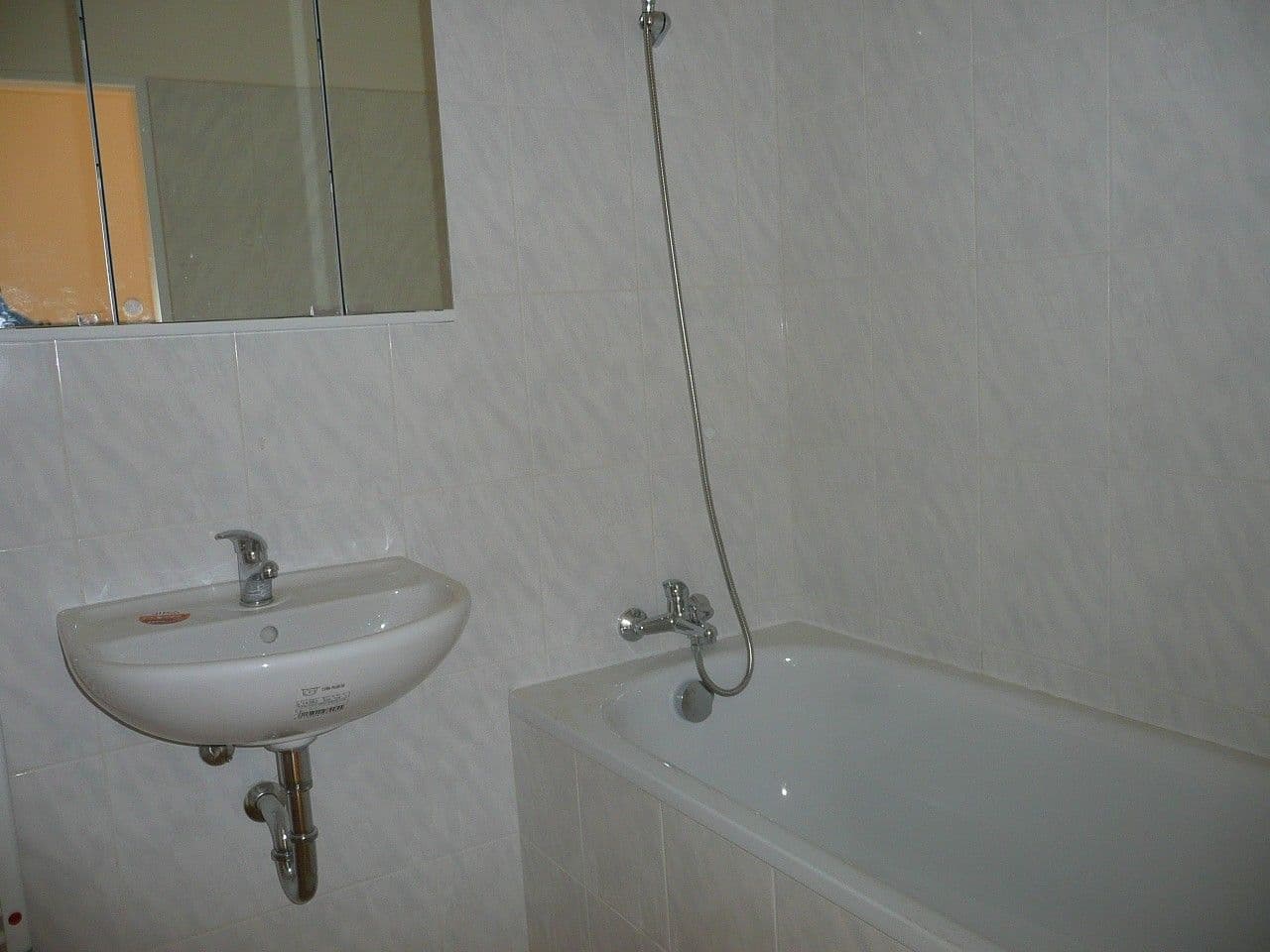 1 bedroom with open-plan kitchen flat to rent, 59 m², Kobyliské náměstí, Prague, Prague 1 bedroom with open-plan kitchen flat to rent, 59 m², Kobyliské náměstí, Prague, Prague