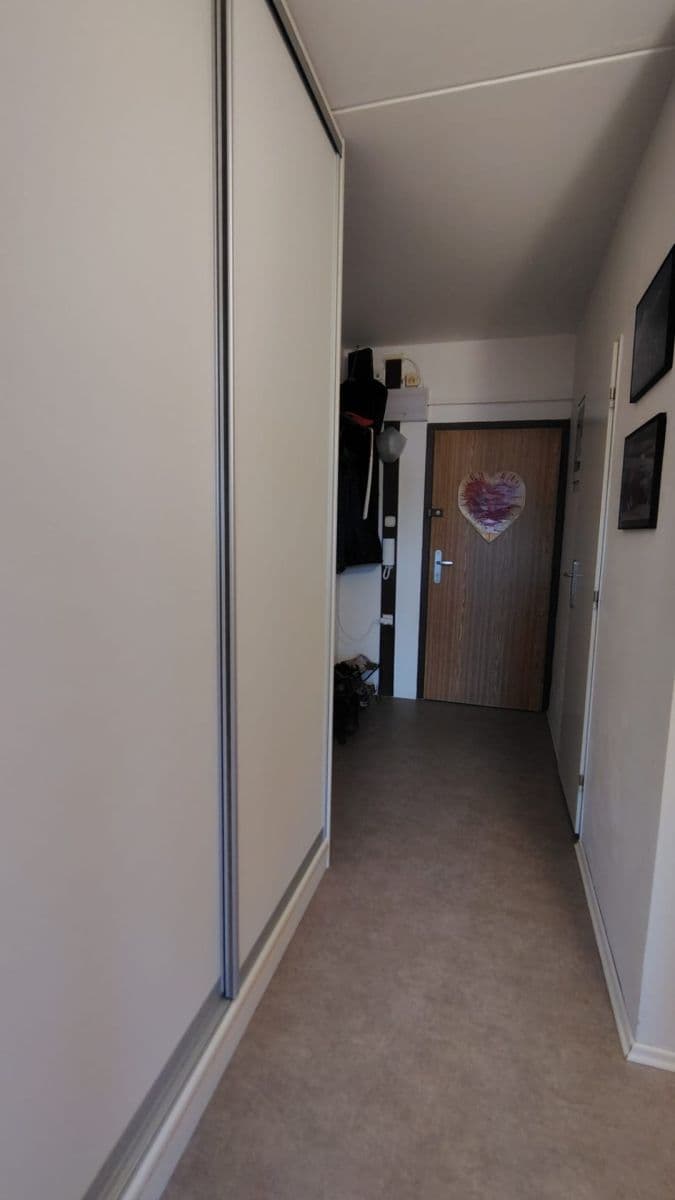 2 bedroom with open-plan kitchen flat to rent, 65 m², Hasova, Prague, Prague 2 bedroom with open-plan kitchen flat to rent, 65 m², Hasova, Prague, Prague