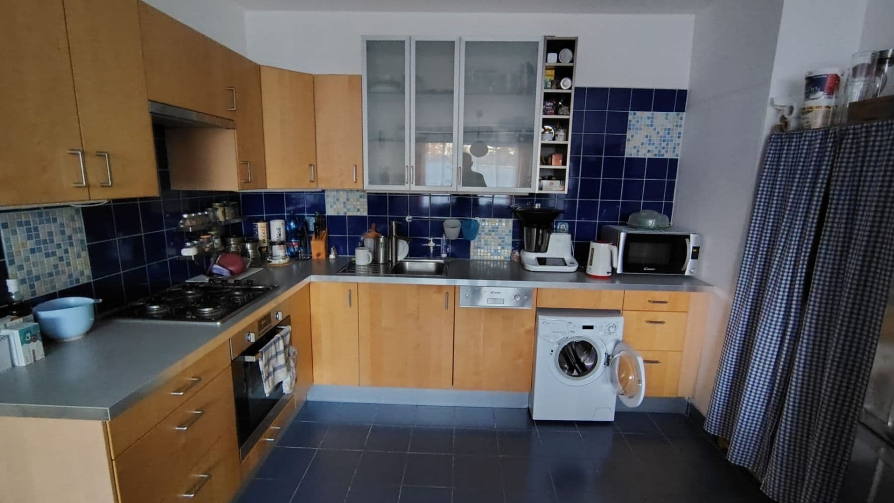 2 bedroom with open-plan kitchen flat to rent, 65 m², Hasova, Prague, Prague 2 bedroom with open-plan kitchen flat to rent, 65 m², Hasova, Prague, Prague